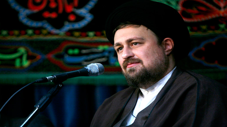 حەسەن خومەینیی خۆی بۆ ئەنجوومەنی شارەزایان کاندید دەکات
